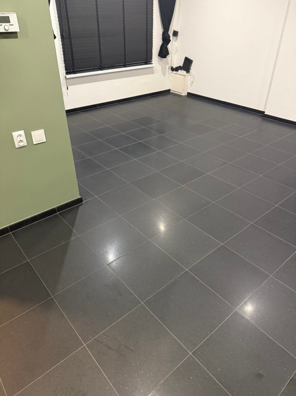 Hardsteen vloer reinigen woonhuis Linne