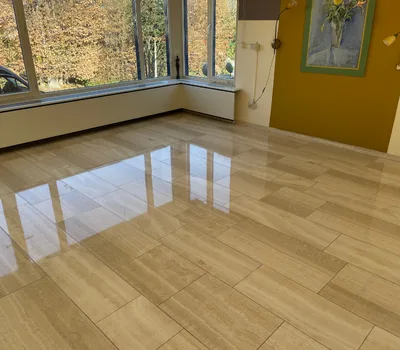 Travertin vloer reinigen en polijsten Travertin vloer reinigen